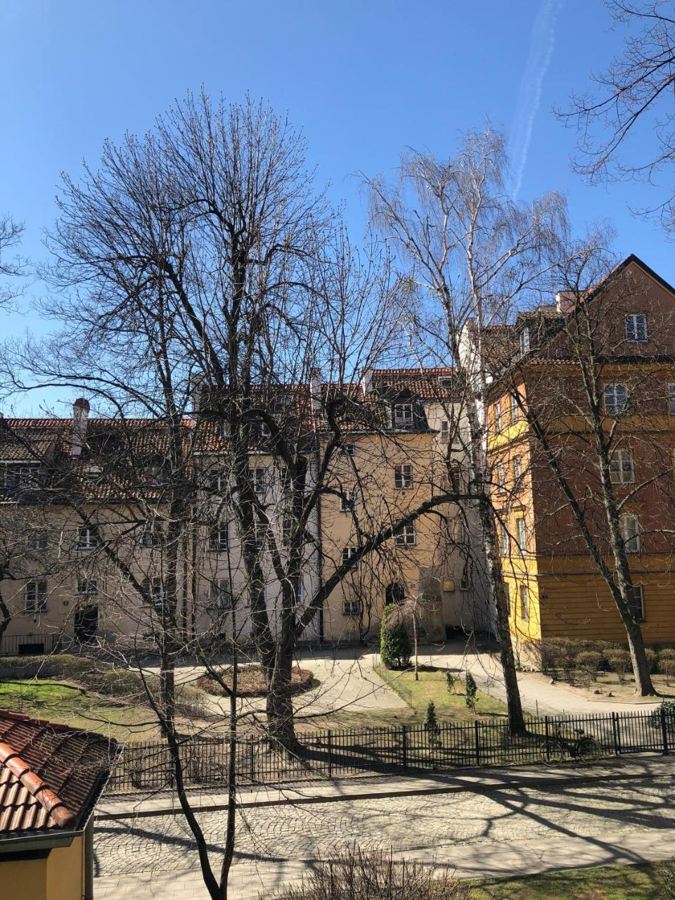Spacious Apartment In The Old Town Warsaw Exterior photo