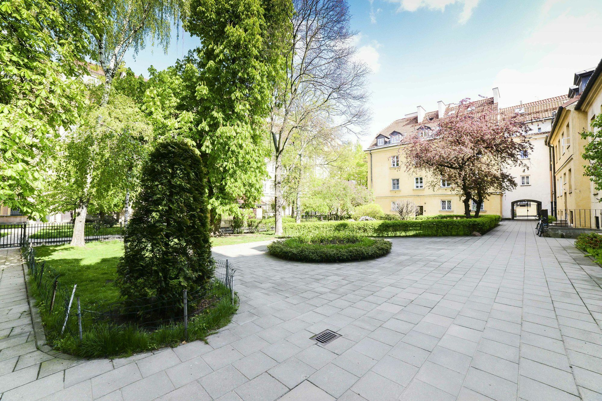 Spacious Apartment In The Old Town Warsaw Exterior photo